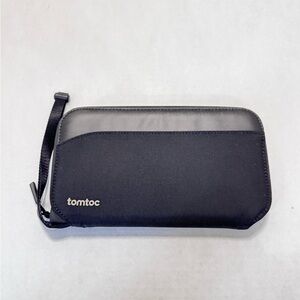 Tomtoc Black Travel Pouch Navigator-T03 Passport Bag RFID